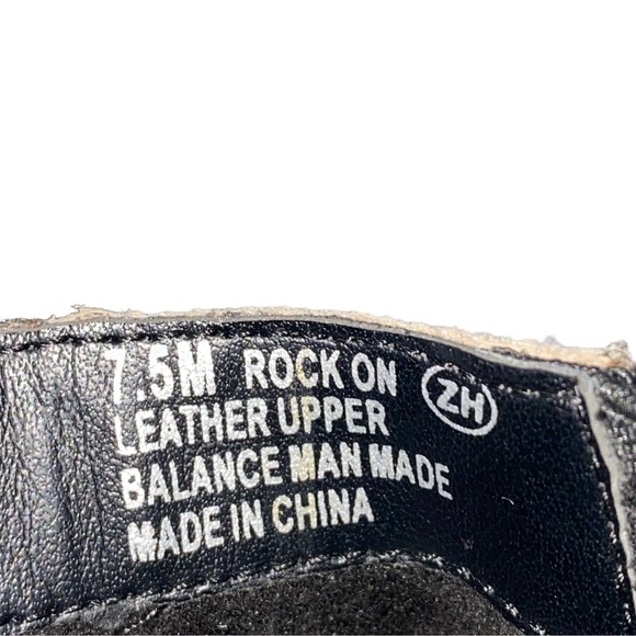 Aerosoles Heel Rest Rock On Ankle Bootie White Black Leather Snake Print sz 7.5 - Picture 11 of 13